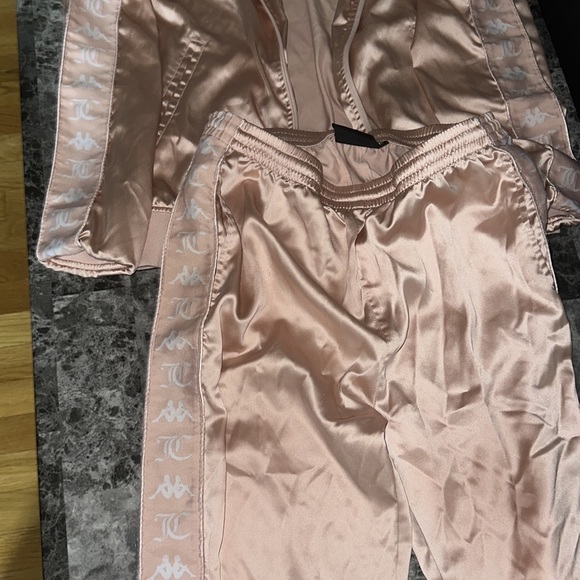 Limited edition juicy couture track suit. Vintage, good condition, normal wear - Picture 2 of 8
